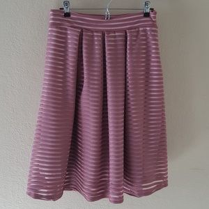 SOLD!! Pleated Midi Tea Skirt Mauve Pink L